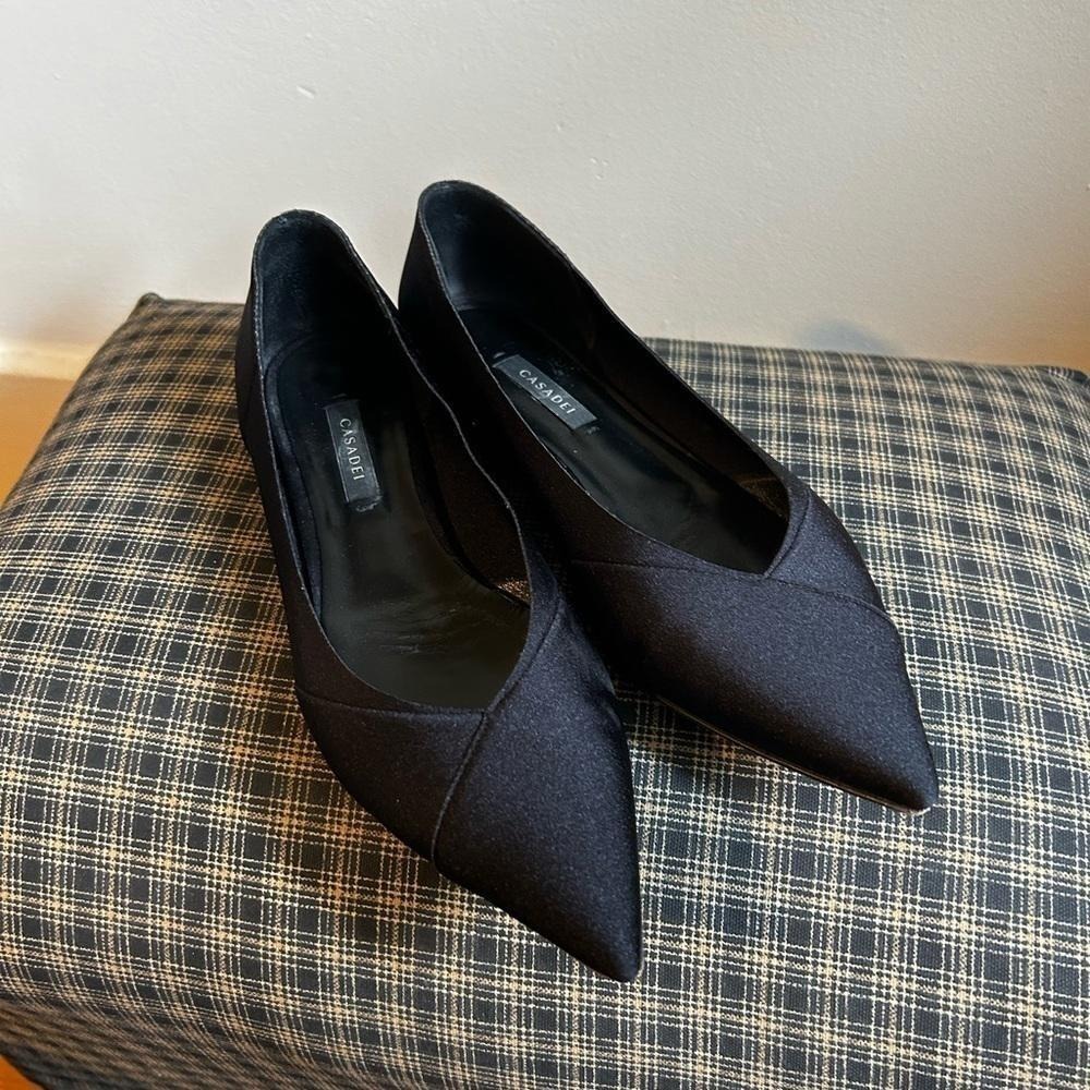 Casadei Black Satin Pointed Toe V-Cut Flatsโ Women's Size 8.5 Made in Italy